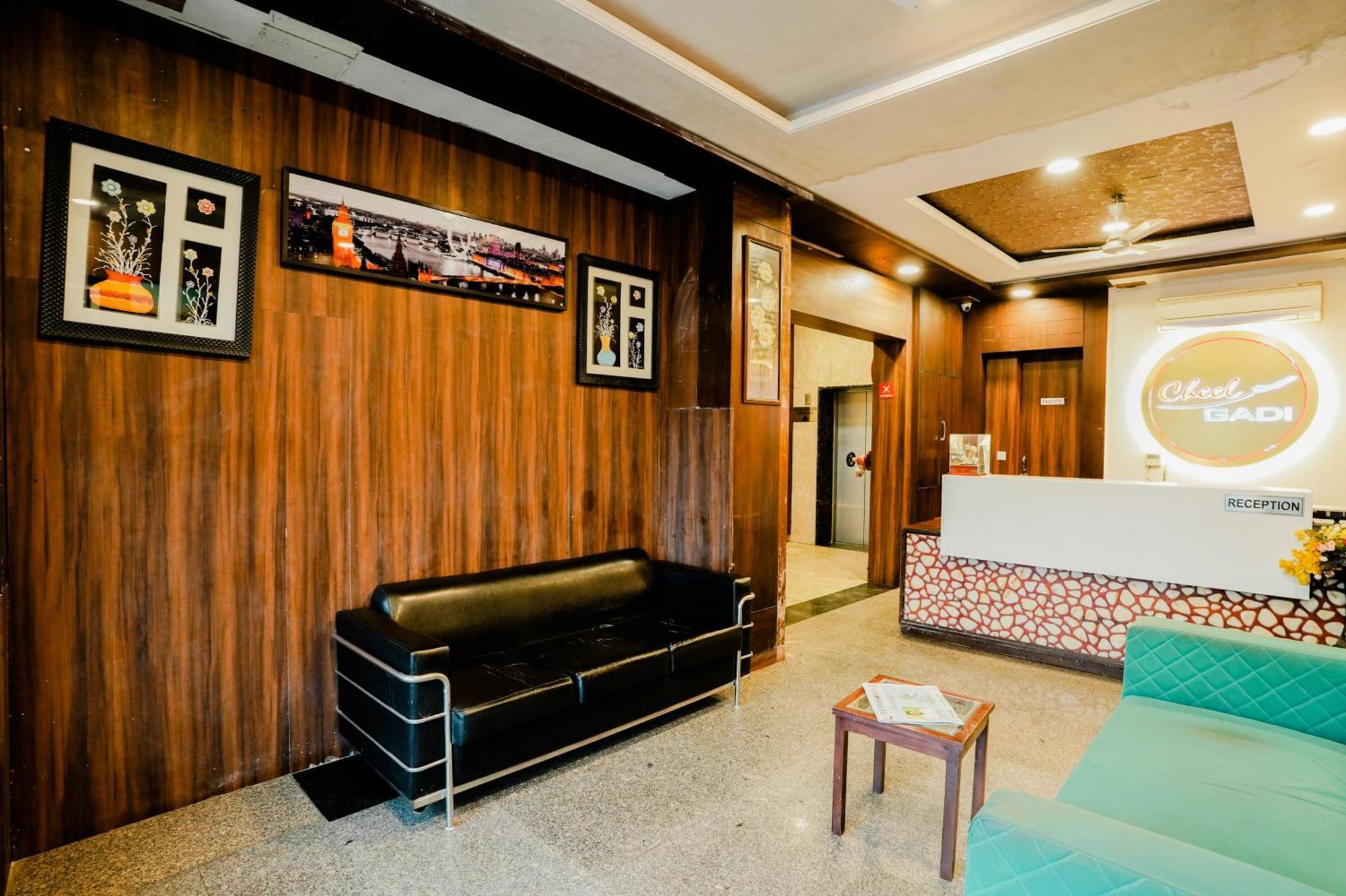 Hotel Cheelgadi Jaipur Bagian luar foto