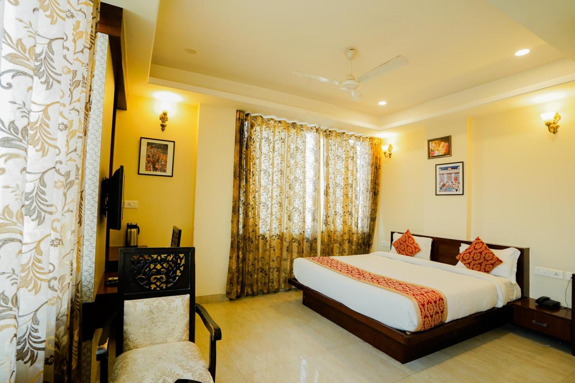 Hotel Cheelgadi Jaipur Bagian luar foto