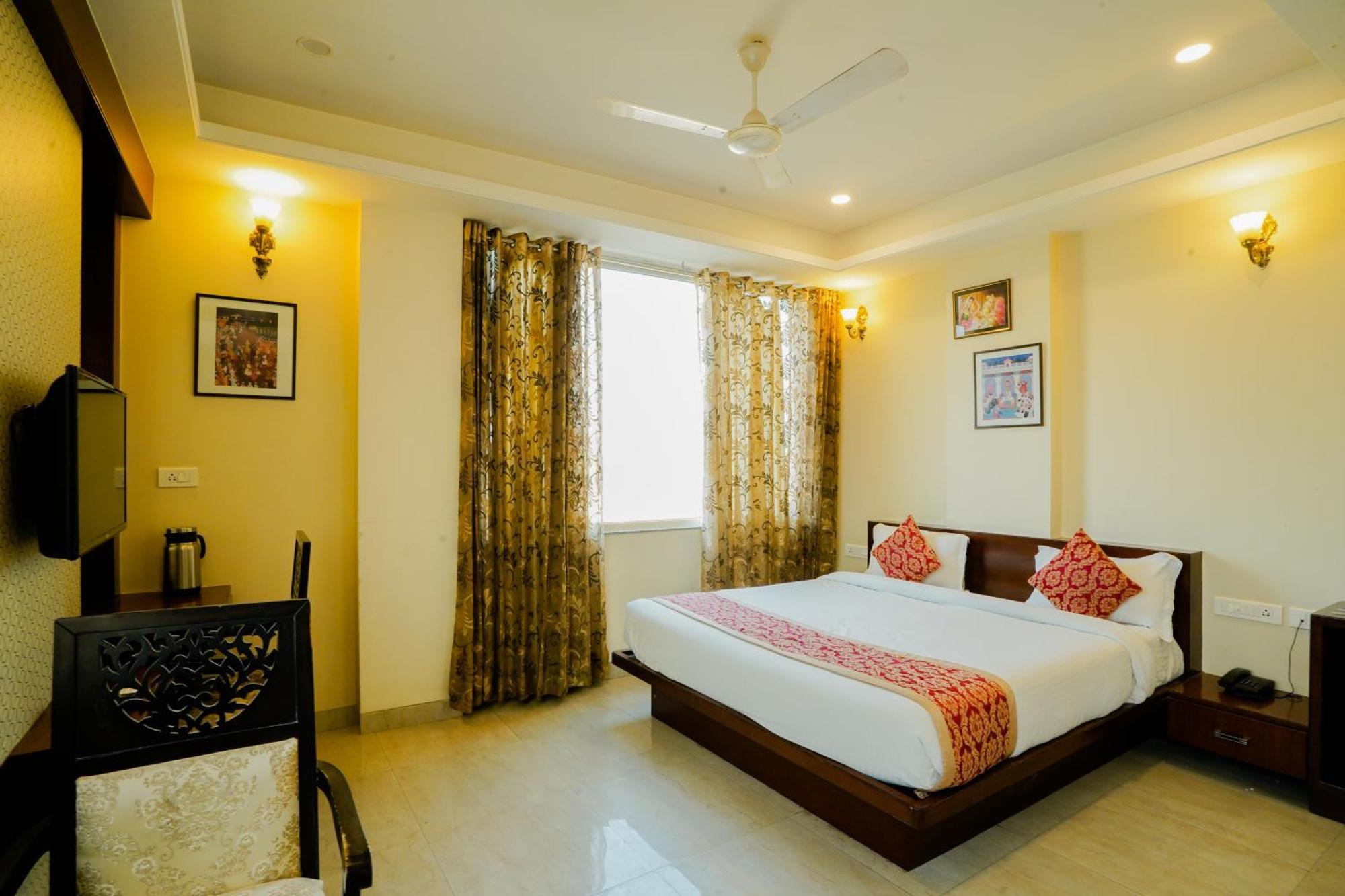 Hotel Cheelgadi Jaipur Bagian luar foto